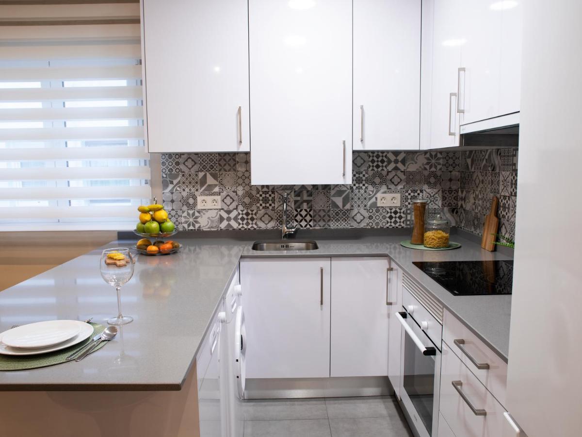 Precioso Apartamento En El Centro De Aviles Luaran gambar